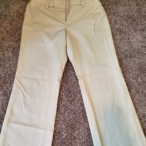 NWOT Rafaella khaki pants. Size 6.
